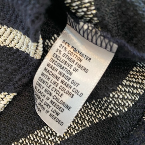 Crown & Ivy Never Worn blouse with ruffle bottom and back details - Picture 11 of 11